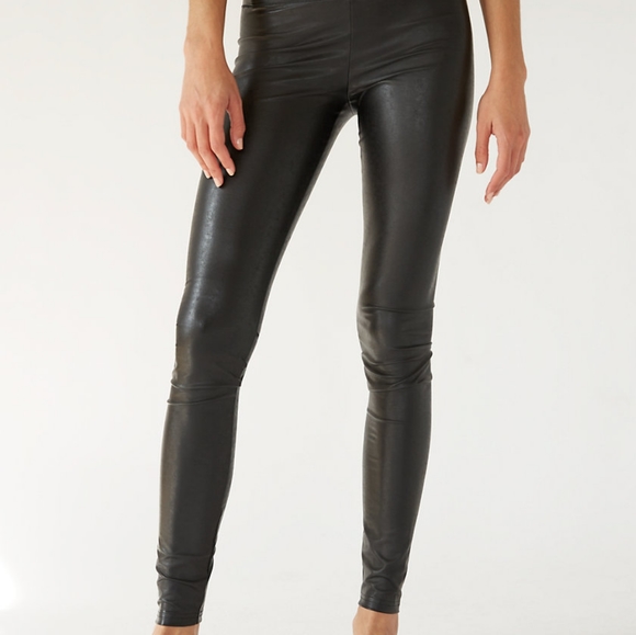 Aritzia Wilfred Daria Faux Leather leggings black size Medium - Picture 2 of 5